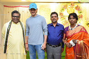 Mahesh Babu Inaugurates Chakrasiddh