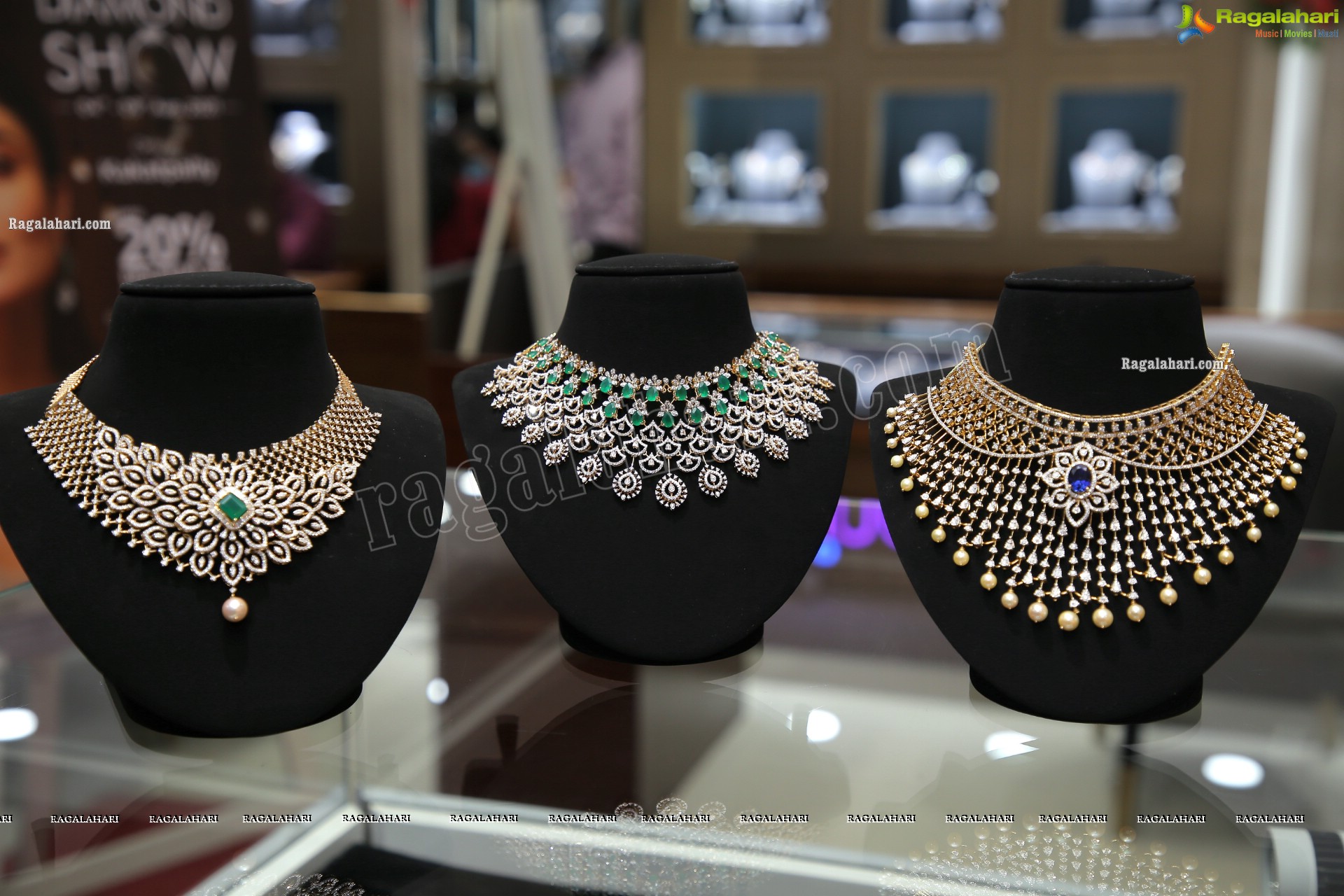 Malbar Gold & Diamonds ‘Mine’ Diamond Jewellery Showcase at Kukatpally Store