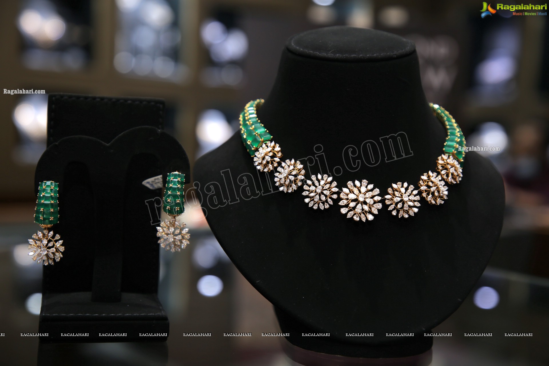 Malbar Gold & Diamonds ‘Mine’ Diamond Jewellery Showcase at Kukatpally Store