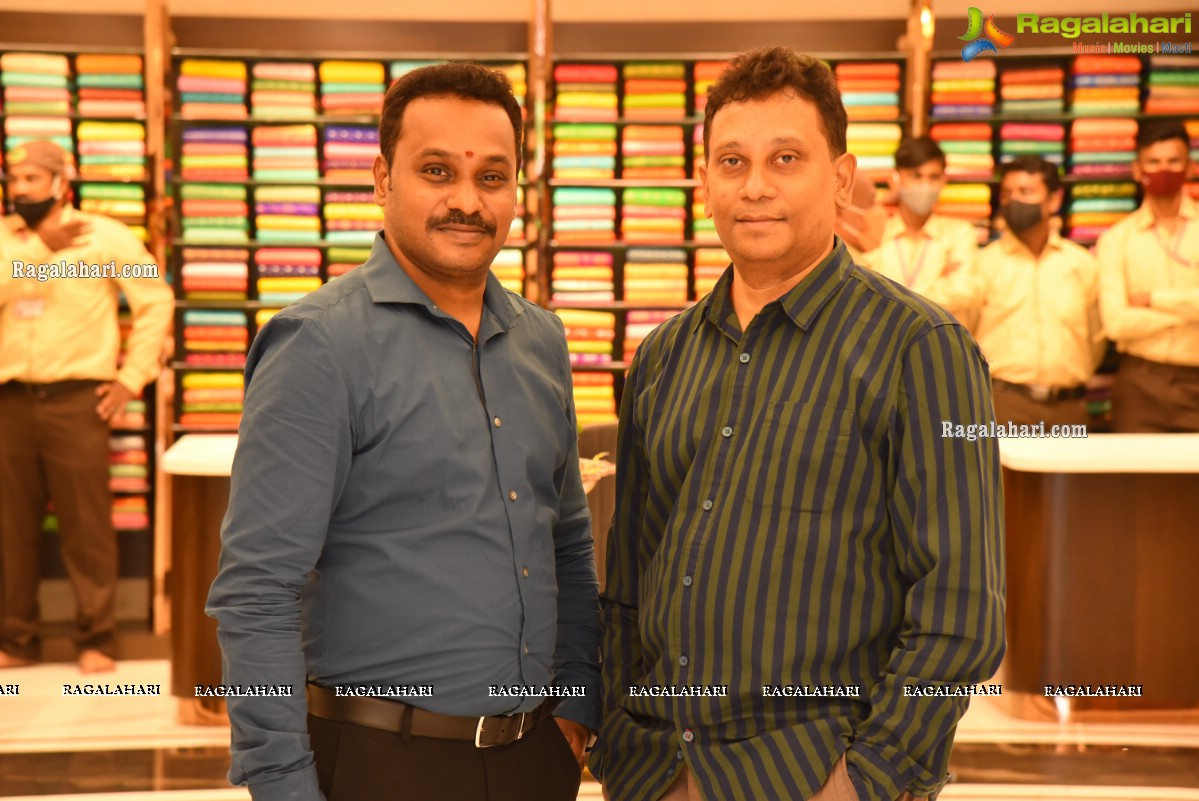 Faria Abdullah Launches Mandir New Shopping Mall At Patny Center, Secunderabad