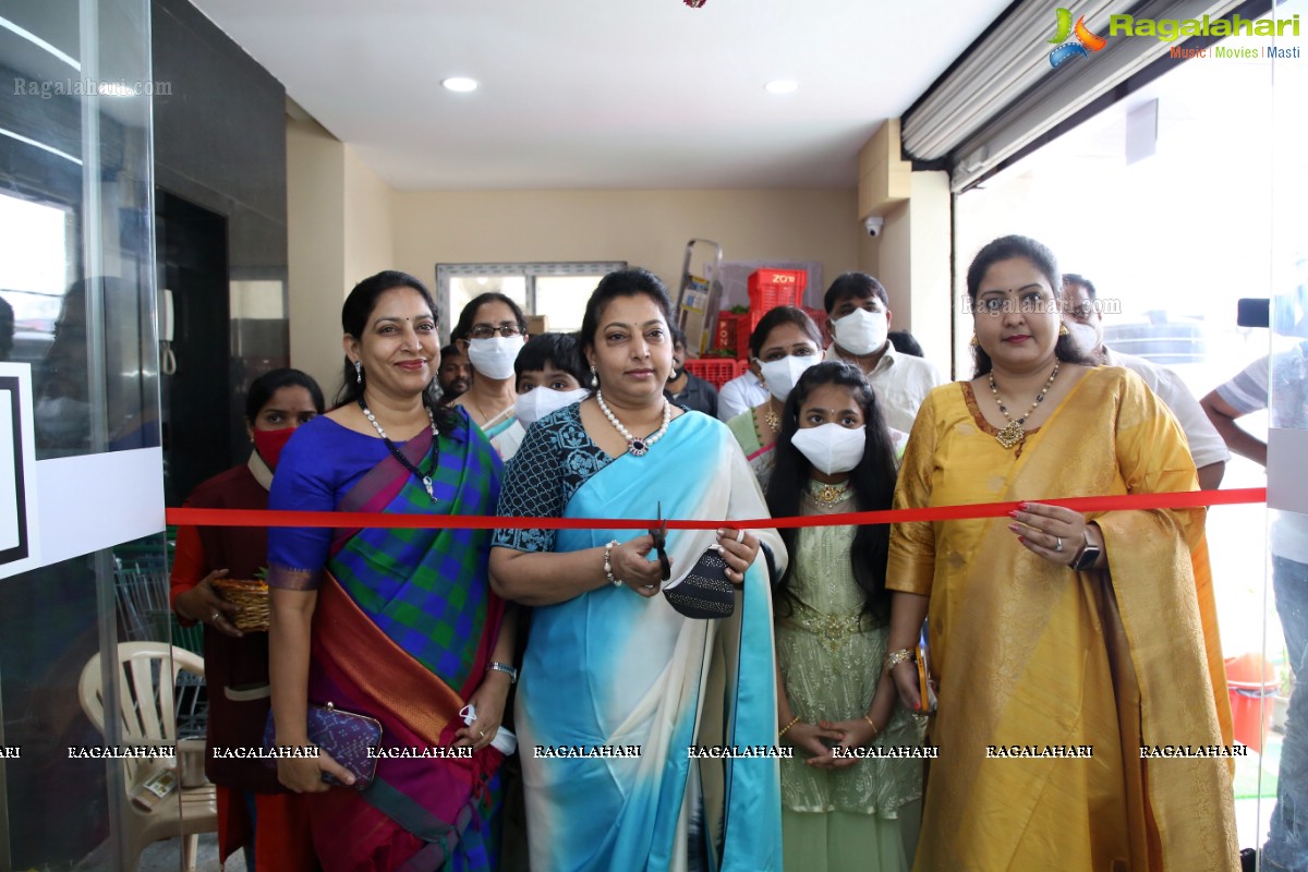 Nandamuri Vasundhara Devi Inaugurates Pure-O-Natural Fruits and Vegetables at Madhapur, Hyderabad