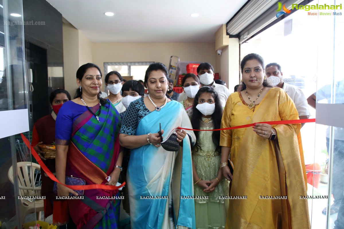 Nandamuri Vasundhara Devi Inaugurates Pure-O-Natural Fruits and Vegetables at Madhapur, Hyderabad