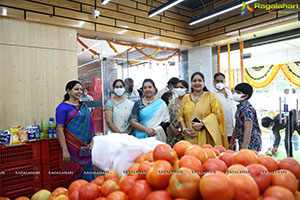 Pure-O-Natural 40th Outlet Launch