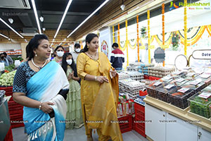 Pure-O-Natural 40th Outlet Launch