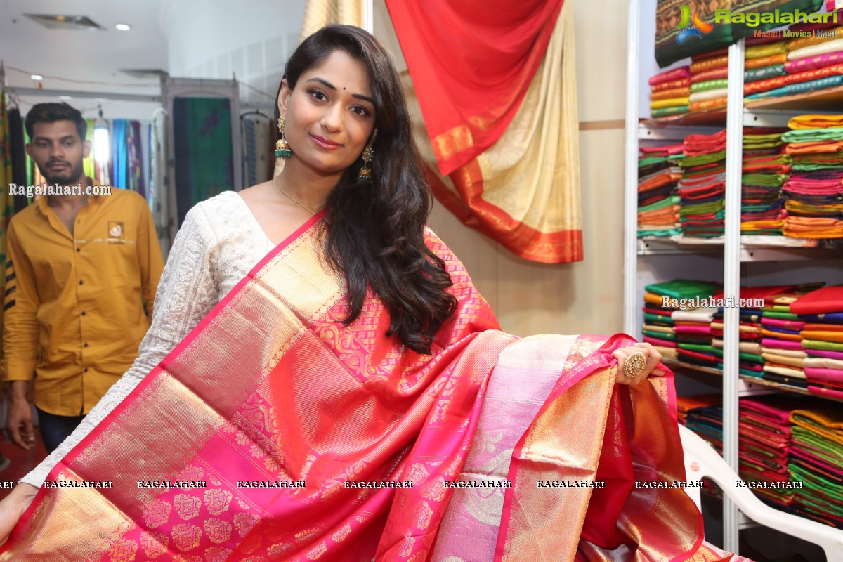 Sandhya Raju Inaugurates Silk India Expo August 2021 at Shilpakala Vedika