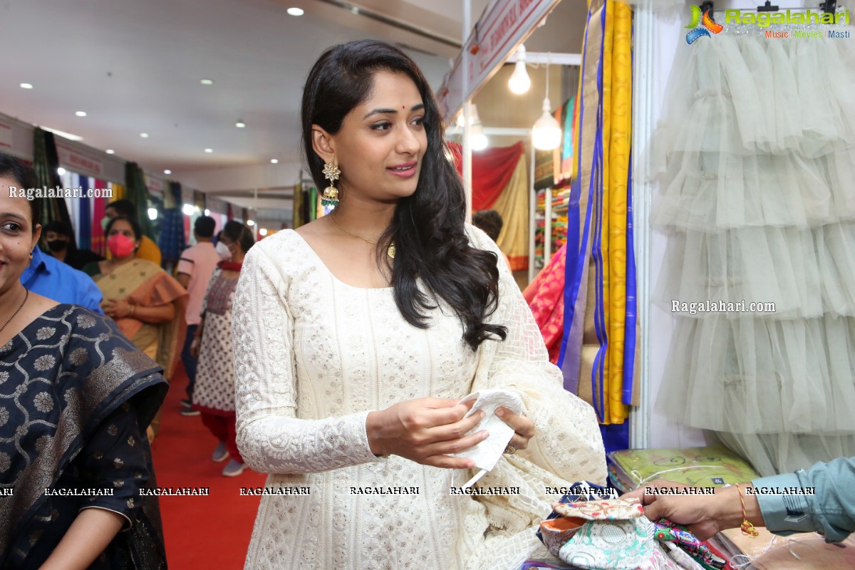 Sandhya Raju Inaugurates Silk India Expo August 2021 at Shilpakala Vedika