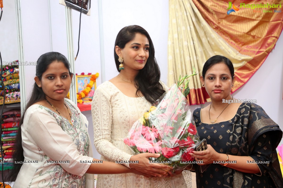 Sandhya Raju Inaugurates Silk India Expo August 2021 at Shilpakala Vedika