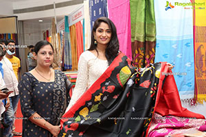 Sandhya Raju Inaugurates Silk India Expo at Shilpakala Vedik
