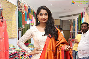 Sandhya Raju Inaugurates Silk India Expo at Shilpakala Vedik