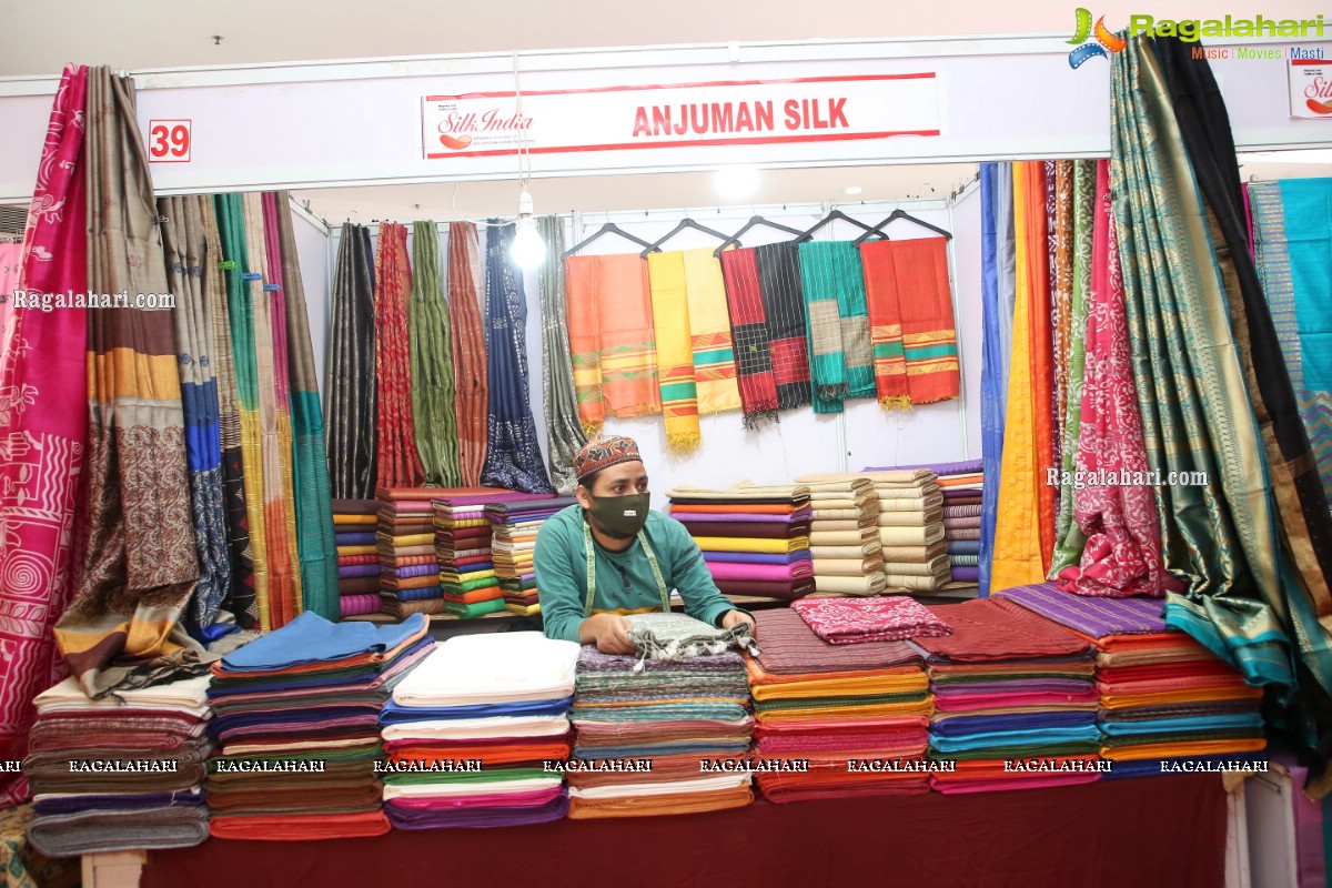 Sandhya Raju Inaugurates Silk India Expo August 2021 at Shilpakala Vedika