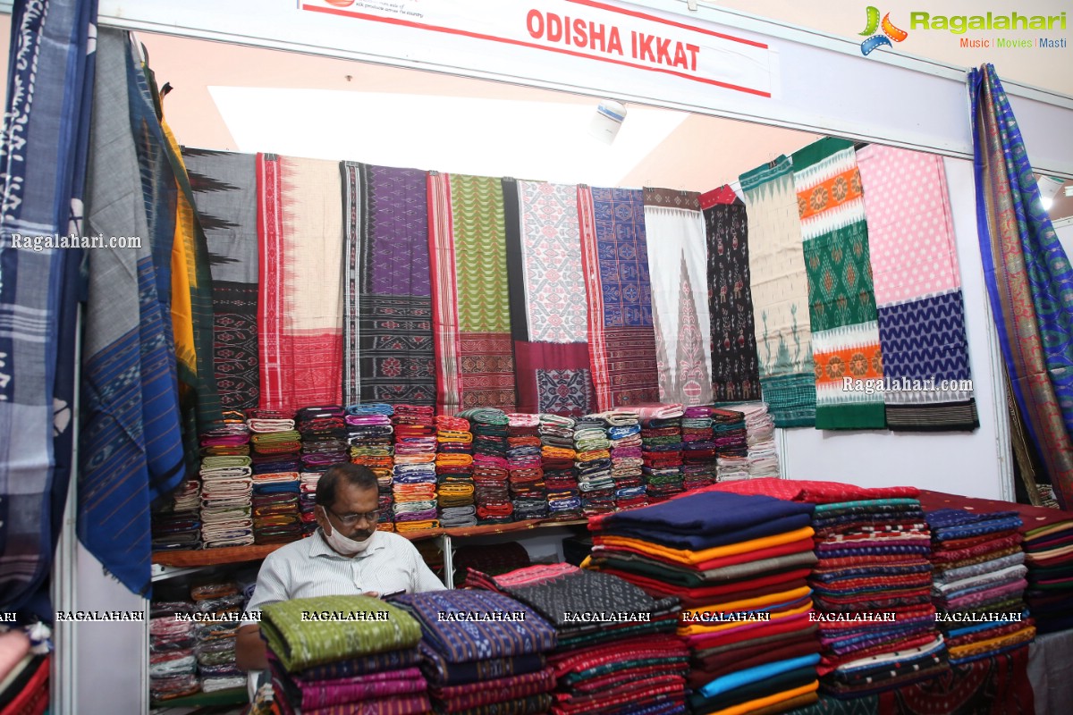 Sandhya Raju Inaugurates Silk India Expo August 2021 at Shilpakala Vedika