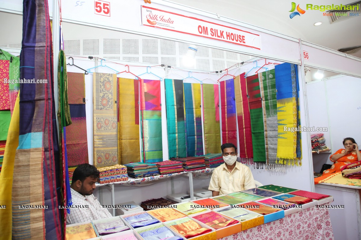 Sandhya Raju Inaugurates Silk India Expo August 2021 at Shilpakala Vedika