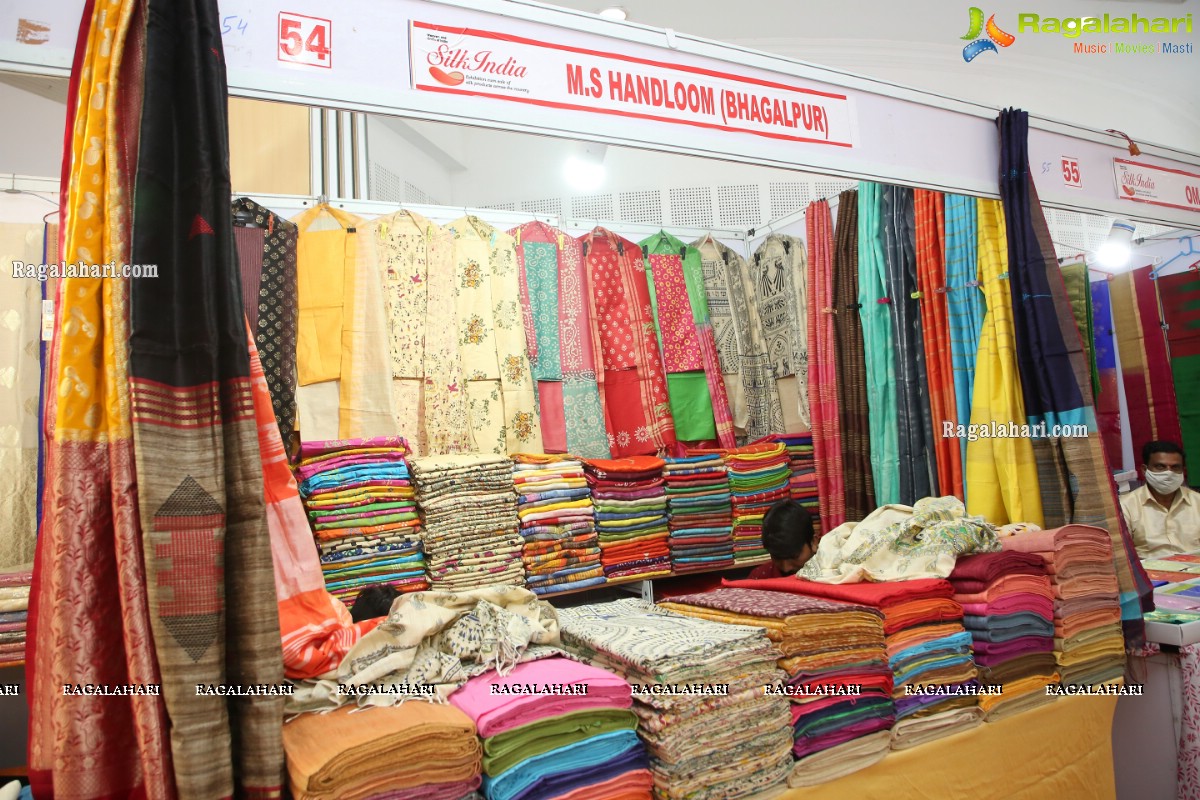 Sandhya Raju Inaugurates Silk India Expo August 2021 at Shilpakala Vedika