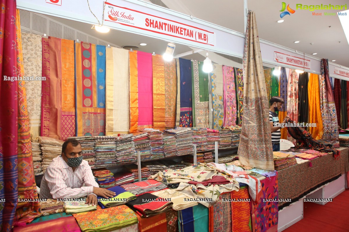 Sandhya Raju Inaugurates Silk India Expo August 2021 at Shilpakala Vedika