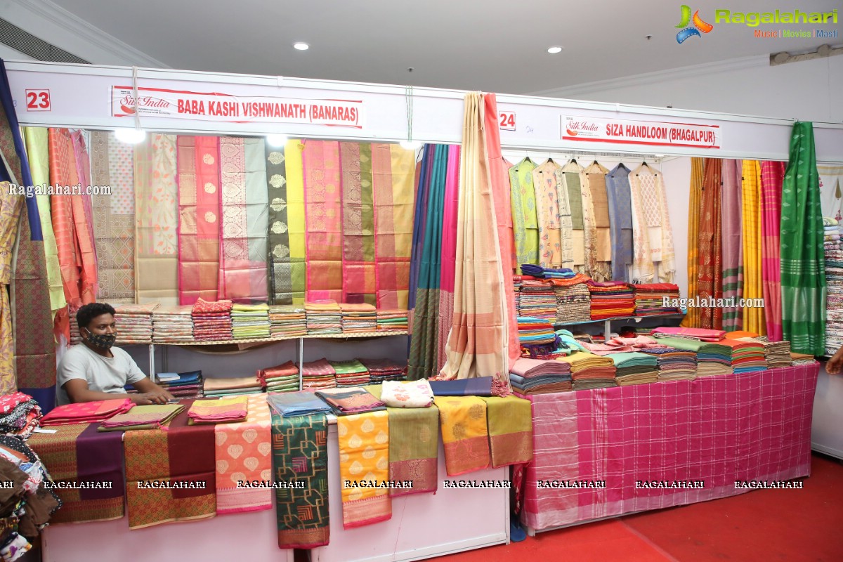 Sandhya Raju Inaugurates Silk India Expo August 2021 at Shilpakala Vedika