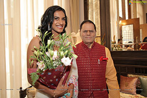 PV Sindhu Inaugurates Vasundhara Flagship Jewellery Showroom