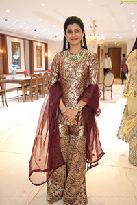 PV Sindhu Inaugurates Vasundhara Flagship Jewellery Showroom