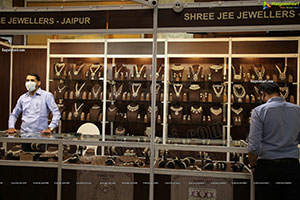 Zak Jewels Expo Kicks Off at at Taj Krishna