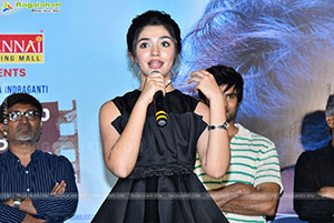 Aa Ammayi Gurinchi Meeku Cheppali Song Launch