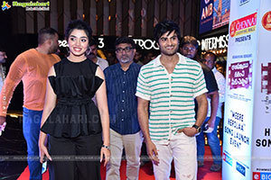 Aa Ammayi Gurinchi Meeku Cheppali Song Launch