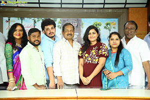 Naa Ventapaduthunna Chinnadevadamma Movie Press Meet