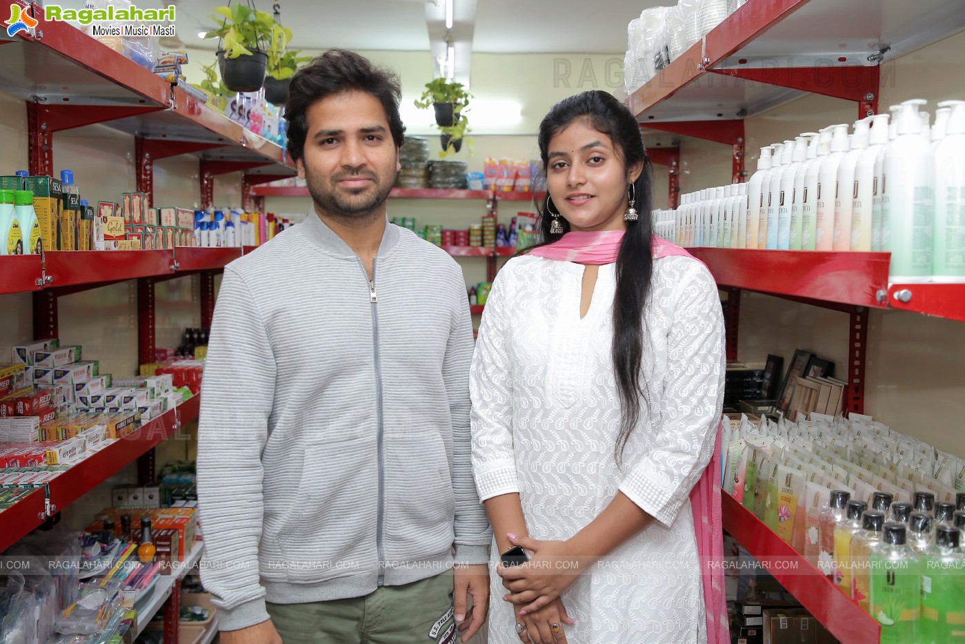 A2Z Baskets India's 1st  Green Super Market Launches Its New Store at Narsingi