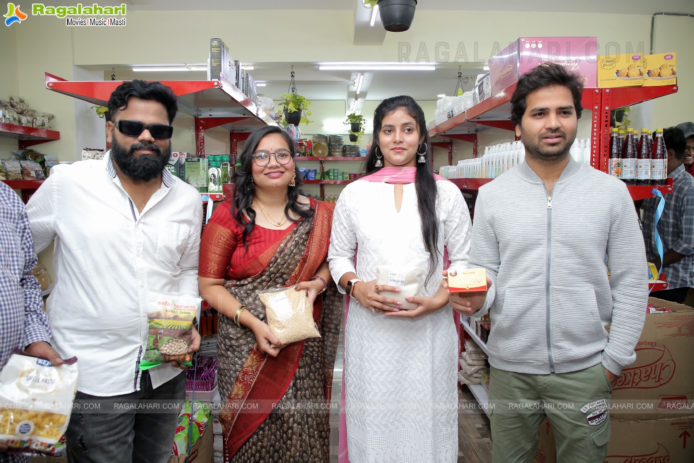 A2Z Baskets India's 1st  Green Super Market Launches Its New Store at Narsingi