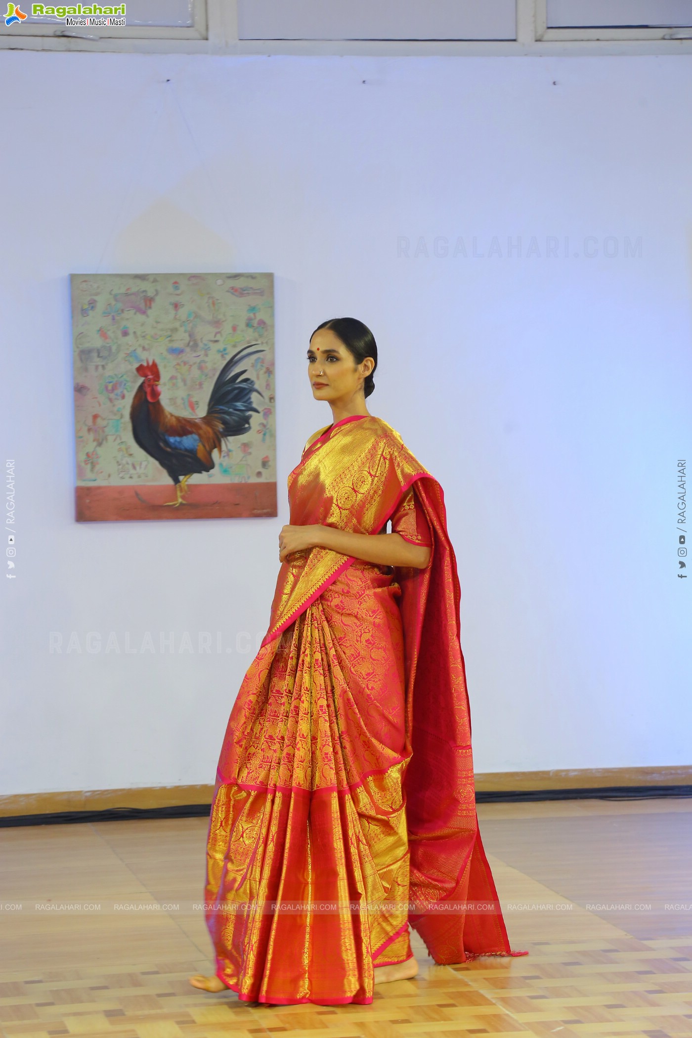 Amogham by Gaurang Shah Celebrates Telangana Handlooms