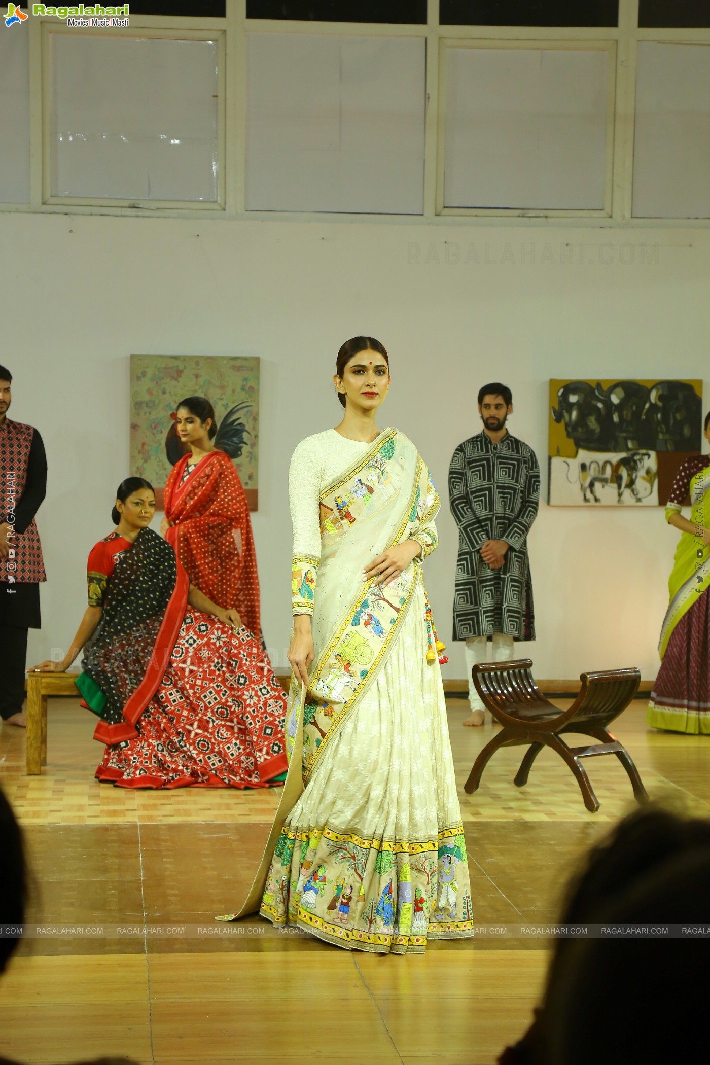 Amogham by Gaurang Shah Celebrates Telangana Handlooms