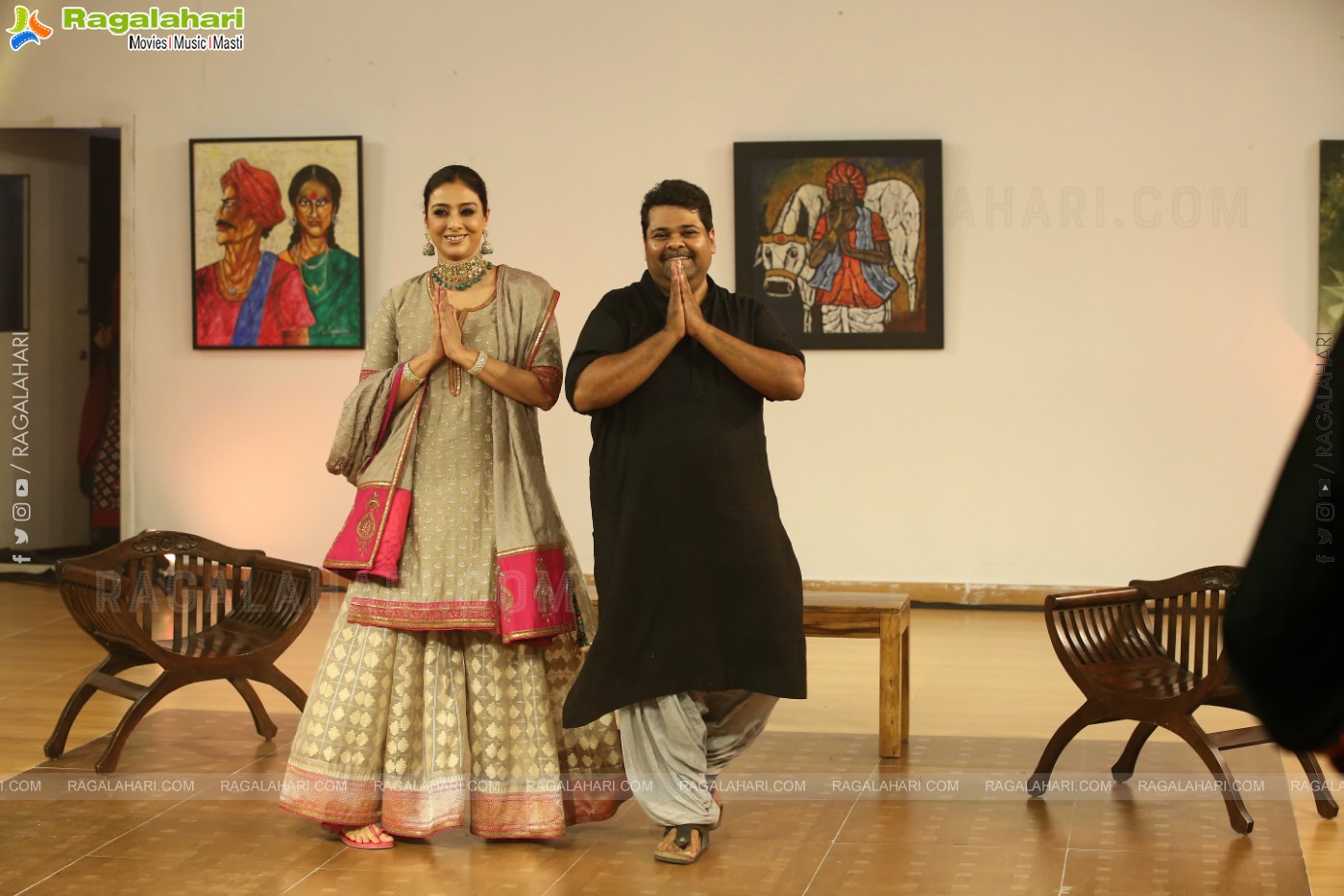 Amogham by Gaurang Shah Celebrates Telangana Handlooms