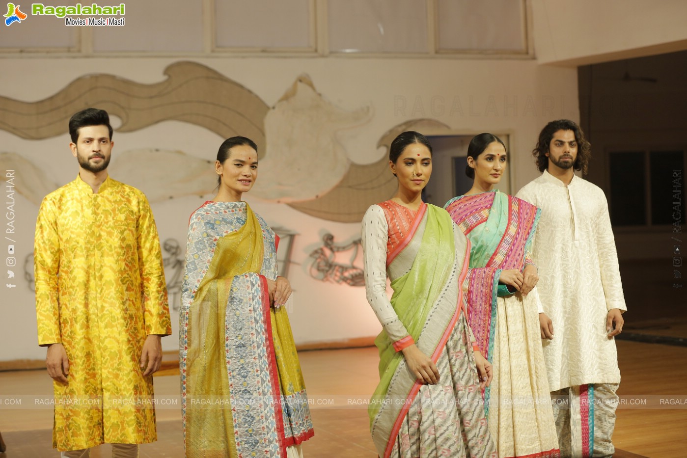 Amogham by Gaurang Shah Celebrates Telangana Handlooms