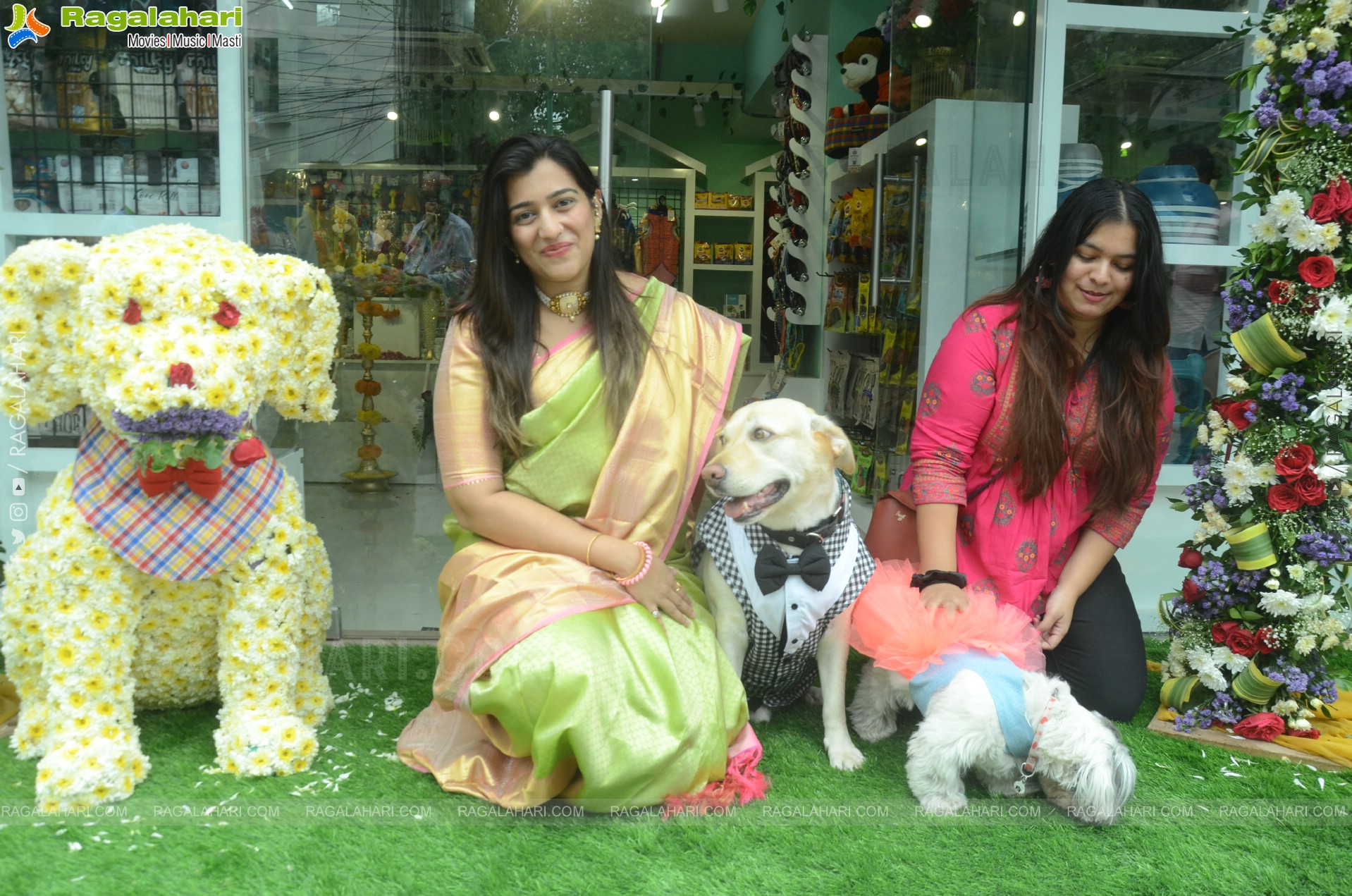 Dog-O-Bow 3rd outlet opened in Banjara Hills