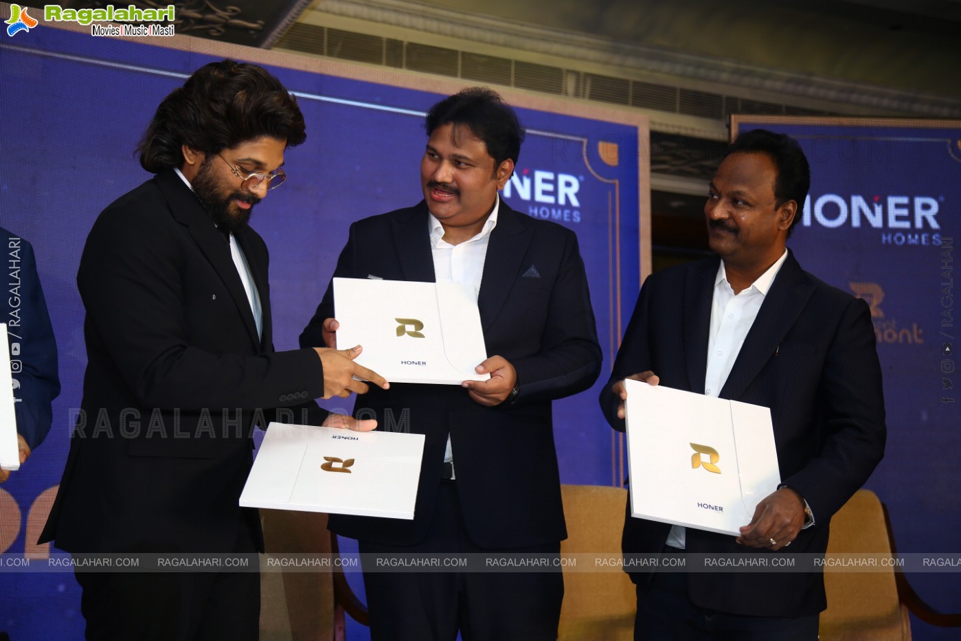 Honer Richmont launched by Honer Homes Brand Ambassador Allu Arjun