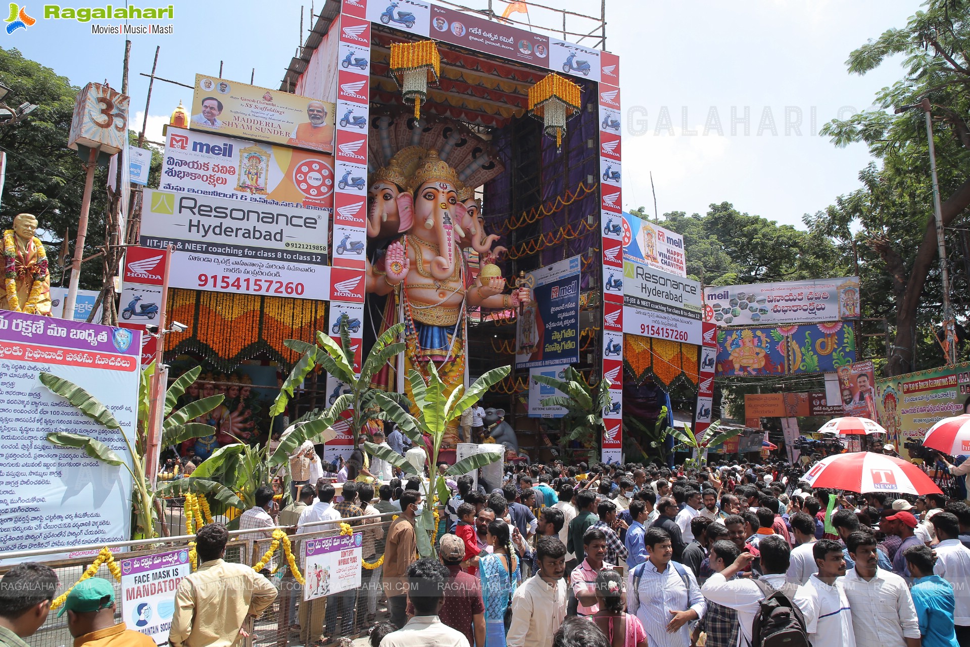 Khairatabad Ganesh 2022 as Shri Panchamukha Mahalakshmi Ganapati - The 50-Feet Tall Idol Made From Clay