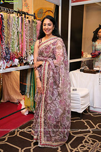 Radhika Diamonds Exhibition Photos