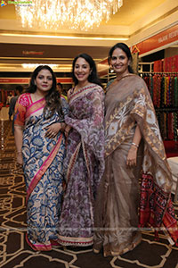 Radhika Diamonds Exhibition Photos