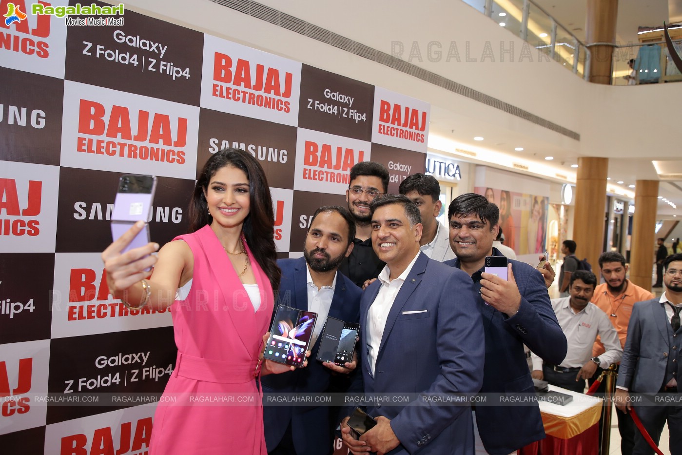 Samsung’s Galaxy Z Flip4, Z Fold4 Smartphones Launch at Bajaj Electronics, Inorbit Mall, Madhapur