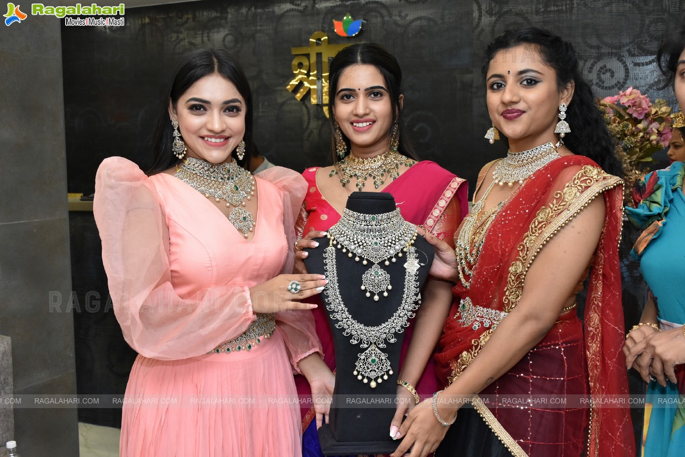 Sri Bhavani Jewels Grand Launch at JNTU