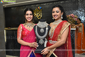 Sri Bhavani Jewels Grand Launch at JNTU