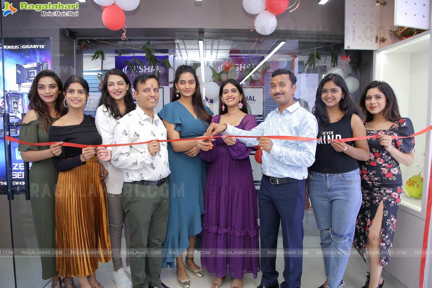 Vishal Peripherals IT & Computer Hardware Retailer Launches in New Store at Ameerpet