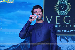 Vijay Deverakonda's Kushi Movie Trailer Launch Event