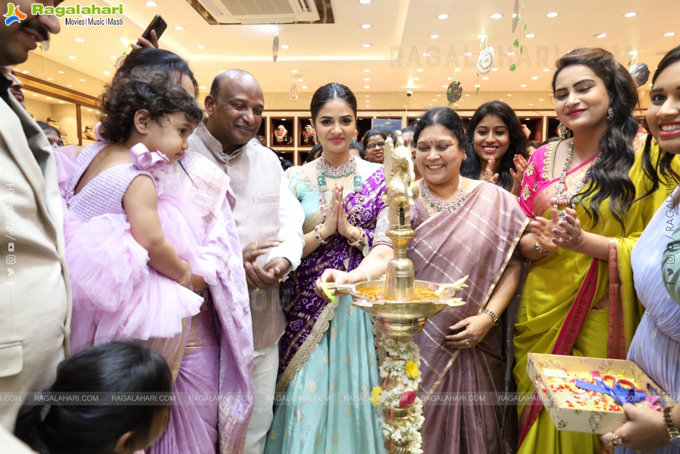 Amaya Jewellery Collection Launch at Emmadi Silver Jewellery Showroom