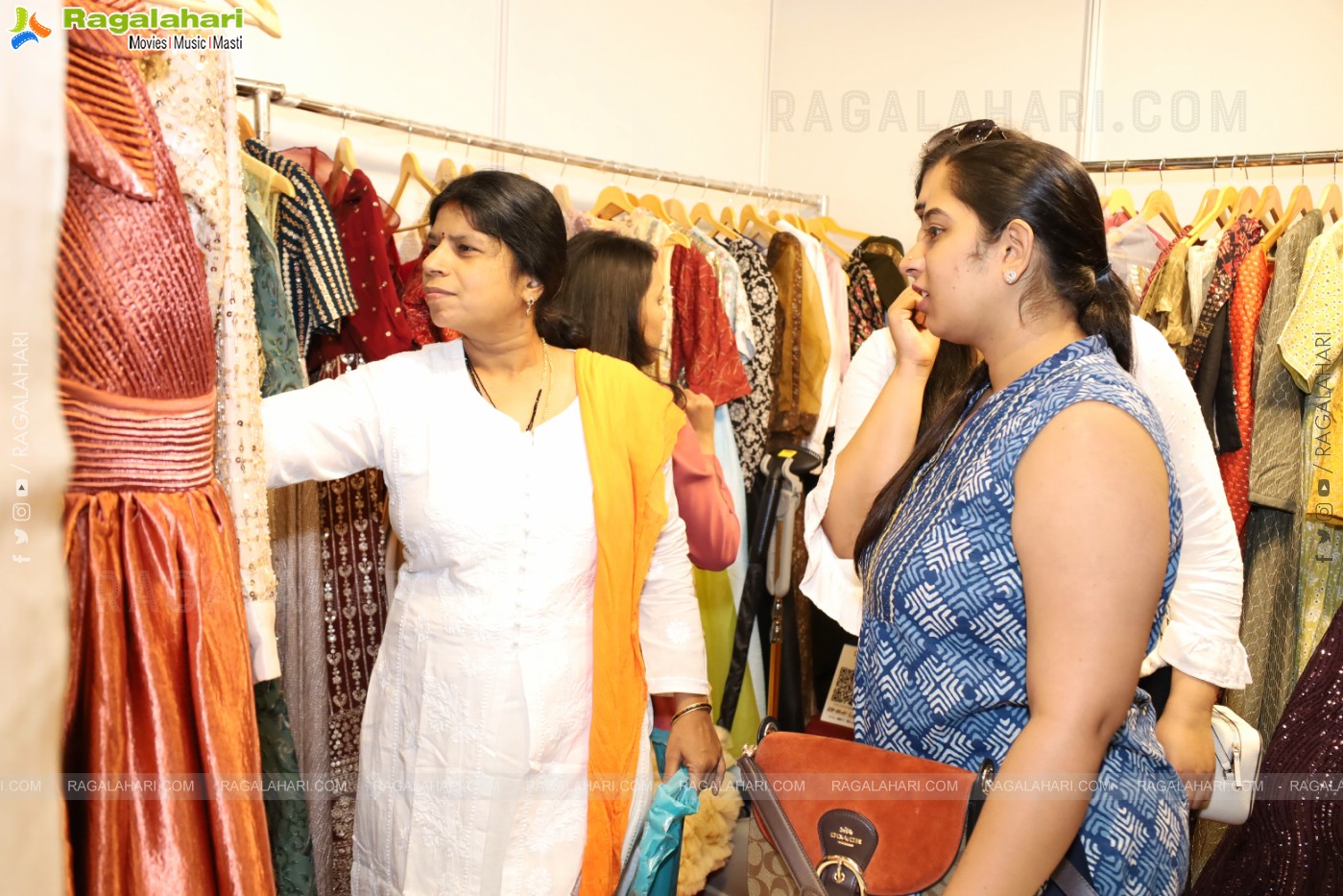 Sutraa Fashion Exhibition Inaugurated by Actress Tejaswi Madiwada at HICC-Novotel