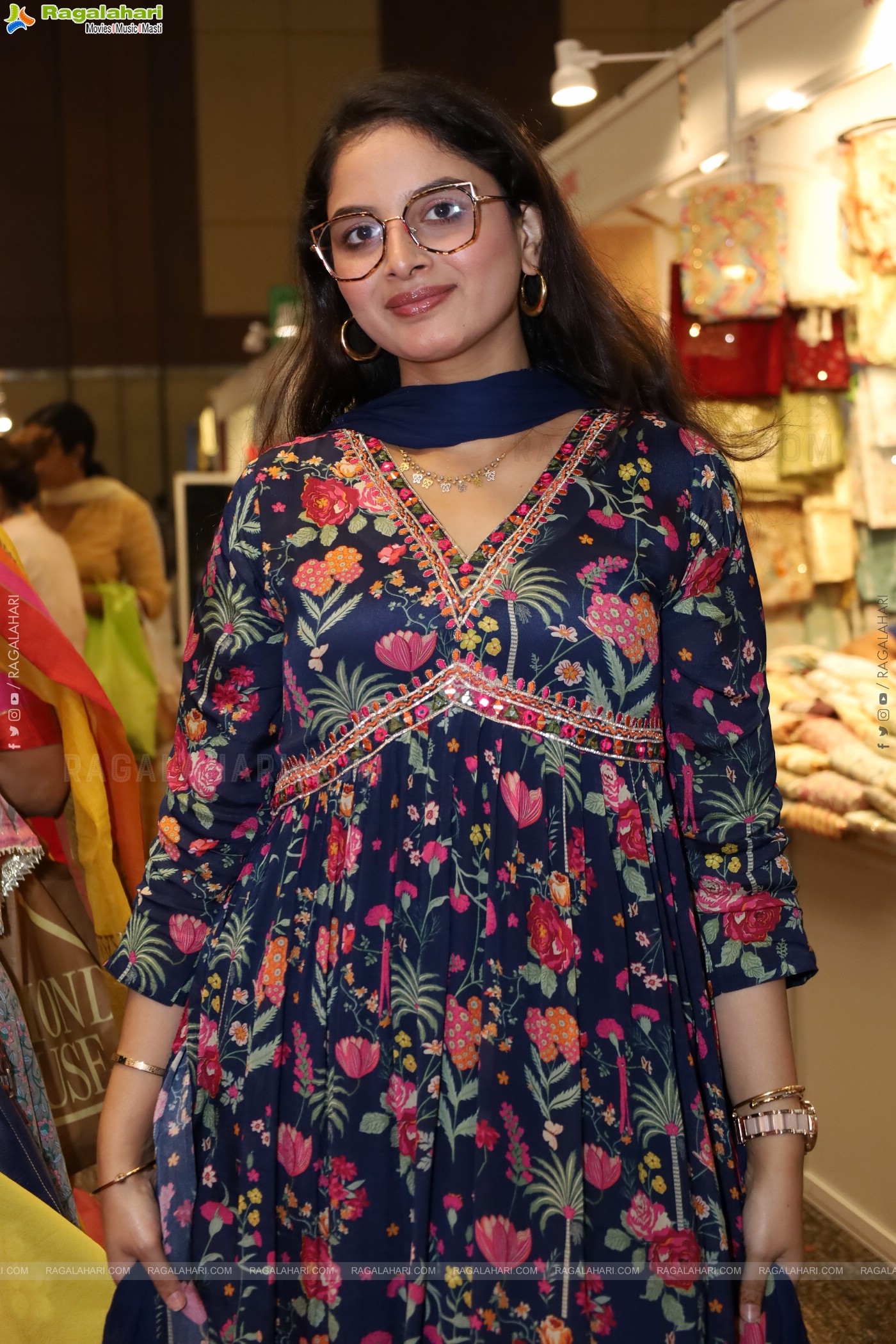 Sutraa Fashion Exhibition Inaugurated by Actress Tejaswi Madiwada at HICC-Novotel