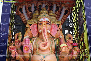 Khairatabad Ganesh 2025 as Vishwashanti Maha Shakti Ganapati