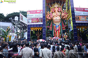 Khairatabad Ganesh 2025 as Vishwashanti Maha Shakti Ganapati
