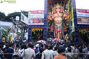 Khairatabad Ganesh 2025 as Vishwashanti Maha Shakti Ganapati