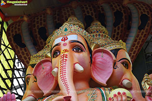 Khairatabad Ganesh 2025 as Vishwashanti Maha Shakti Ganapati