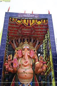 Khairatabad Ganesh 2025 as Vishwashanti Maha Shakti Ganapati