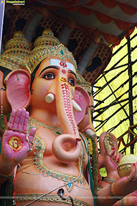 Khairatabad Ganesh 2025 as Vishwashanti Maha Shakti Ganapati